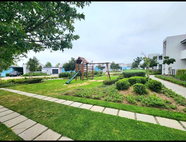 2 BEDROOM APARTMENT TO LET IN BURGUNDY ESTATE